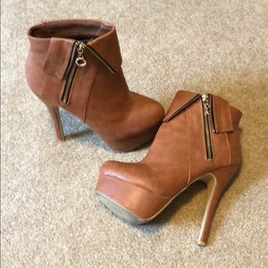 Women’s booties